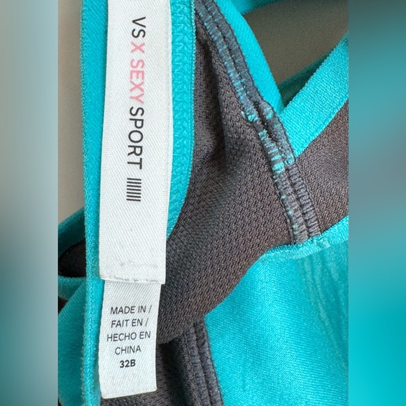 VICTORIA SECRETS padded T-Back SPORTS BRA women’s size xs 32B - Picture 5 of 7